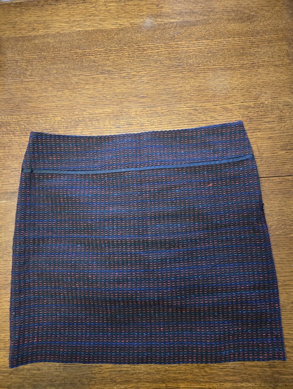 LOFT Multi colored textured Pencil Skirt